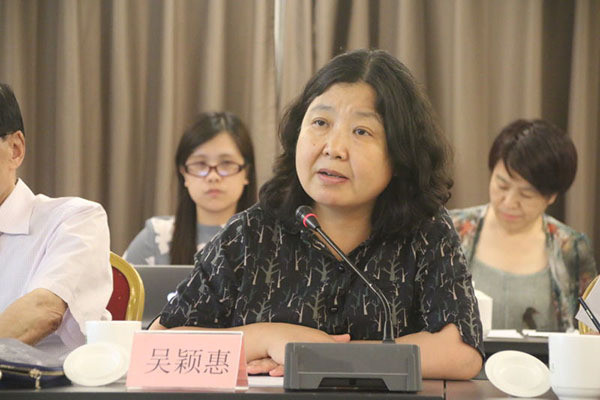 专家反对缩短中小学学制:莫言不懂教育无知无畏