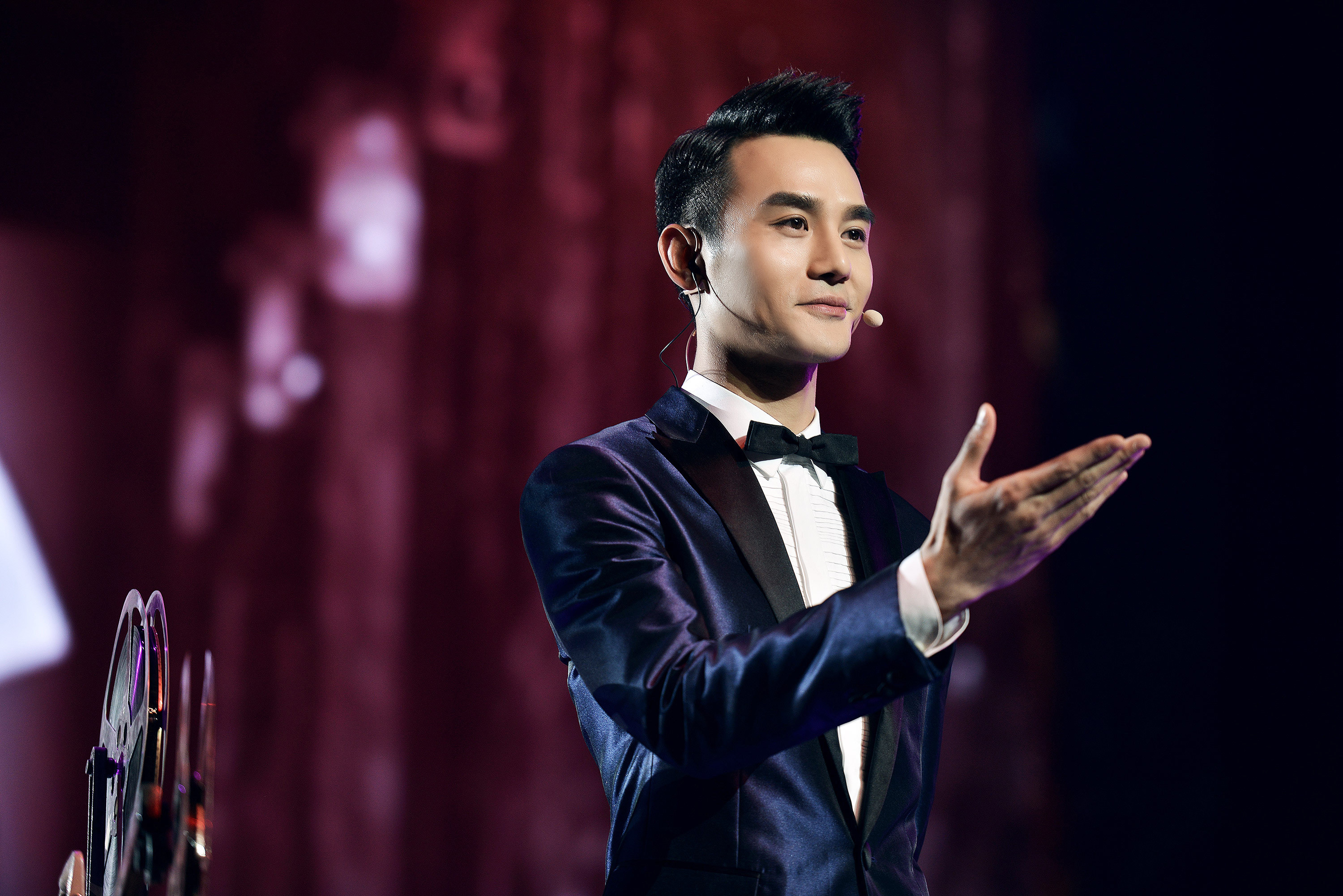 《 跨界歌王 》王凯为音乐疯魔 彩排至次日凌晨