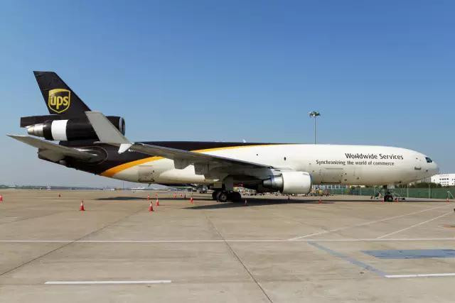 ups (麥道)md11