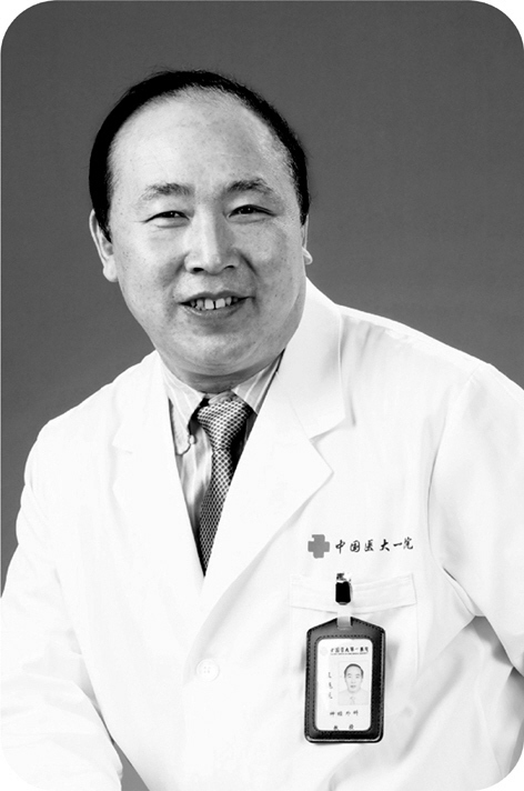 为了进一步规范神经外科手术治疗,王运杰带领全科医生积极探索,主持