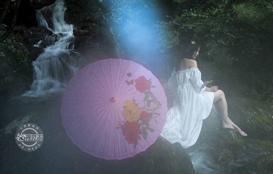 美女半裸醉情垣曲历山 湿身演绎唯美悠韵古风